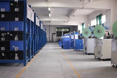 Zhongshan JOYHOT Electrical Technology Co.,Ltd. línea de producción del fabricante